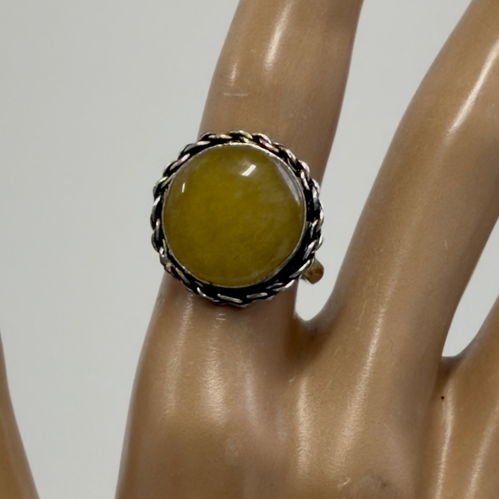 Hand crafted aventuraventuri Gemstone Round Ring Silver Plated 925 Size 7.75 New
